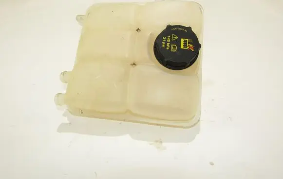 Ford C-MAX II Coolant expansion tank/reservoir 8V618K218AE