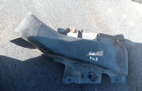 BMW 3 E46 Intercooler air channel guide 8197927