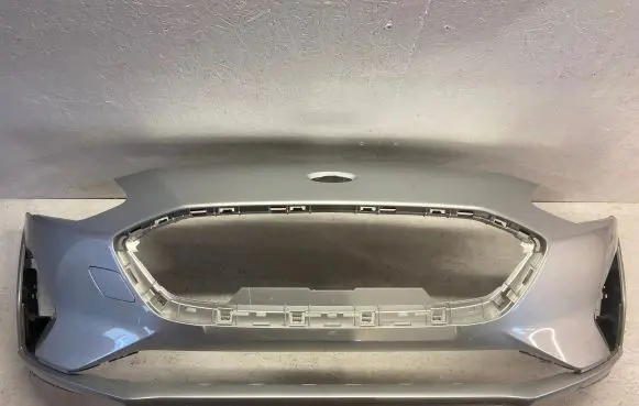 Ford Focus Front bumper JX7B17757A