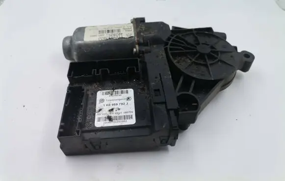 Volkswagen Golf V Front door window regulator motor 1K0959792J