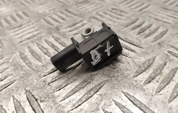BMW 5 F10 F11 Airbag deployment crash/impact sensor 9224177 65779224177