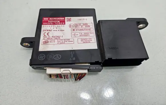 Toyota RAV 4 (XA30) Other control units/modules 8930042020