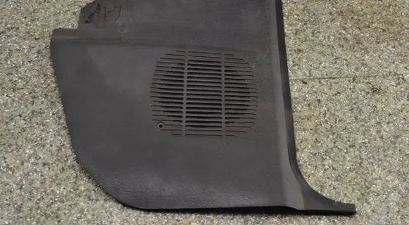 BMW 3 E30 Side speaker trim/cover 1935592.0