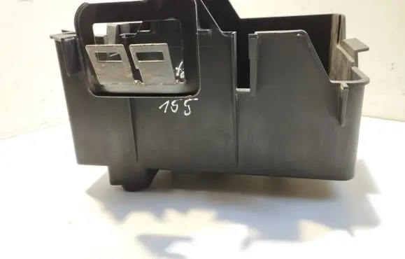 Battery box tray