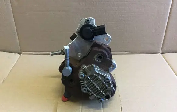 Renault Trafic II (X83) Fuel injection high pressure pump 0445010099 8200680077