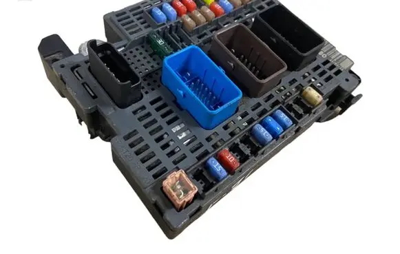 Peugeot 508 BSM Control unit 9674921980 10132744 BSMZ0300