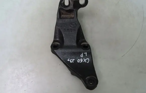 Mazda CX-60 Engine mounting bracket