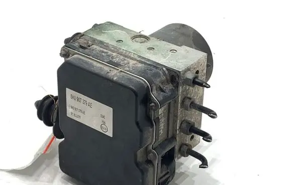 Audi A4 S4 B8 8K ABS Pump 8K0907379AE