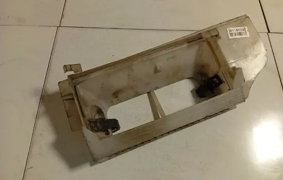 Opel Vectra C Air intake duct part 24437139