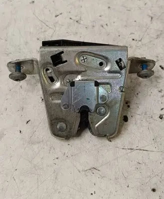 Tailgate/trunk/boot lock/catch/latch