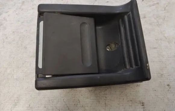 Rear door interior handle