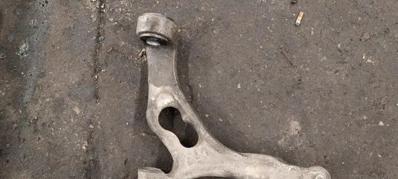 Porsche Cayenne (92A) Front lower control arm/wishbone 