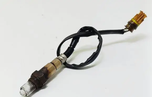 Mercedes-Benz E W211 Lambda probe sensor 0015407617