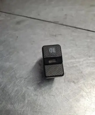 Fog light switch
