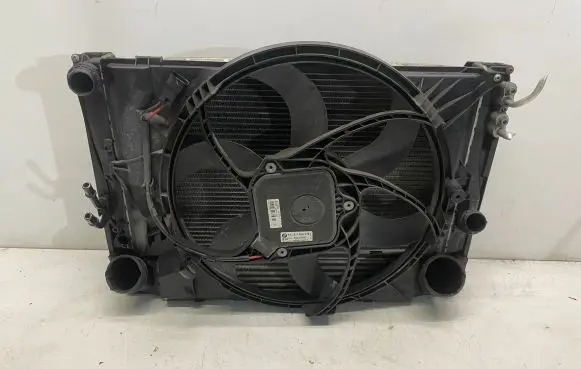BMW 3 E90 E91 Radiator set 7588974 17107524914 8509079