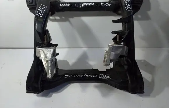 Jeep Grand Cherokee (WK) Front subframe 0004