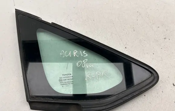 Toyota Auris 150 Front door vent window glass four-door 43R007951 DOT24M19AS2