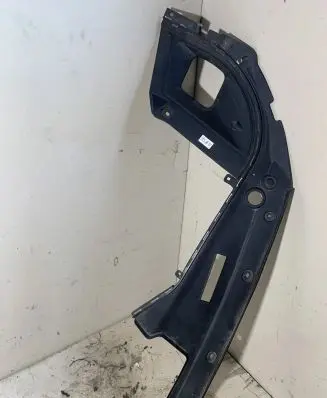 Engine bonnet/hood lock trim molding
