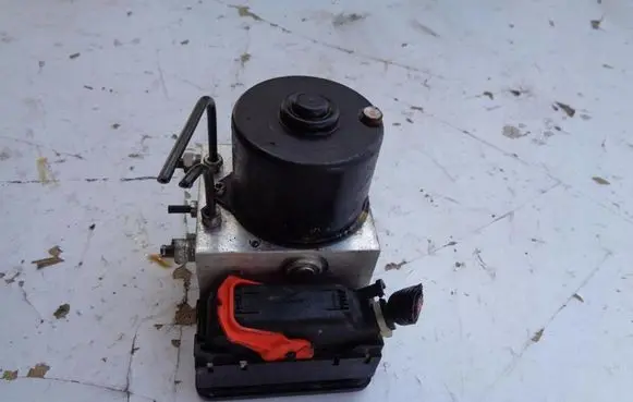 Mitsubishi Outlander ABS Pump