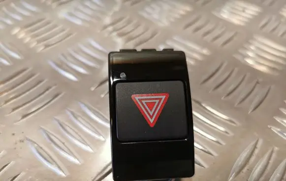 Audi A6 Allroad C7 Hazard light switch 4G0941509