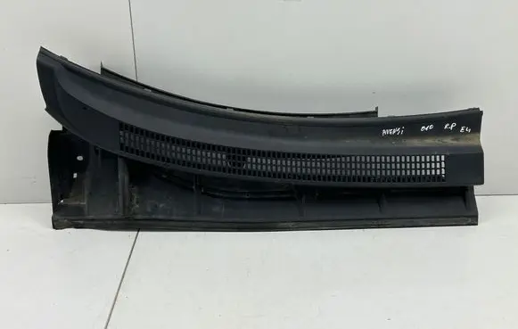 Wiper trim