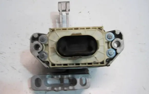 Seat Arona Engine mount bracket 2Q0199262BK 10032020 9KC11ACA00