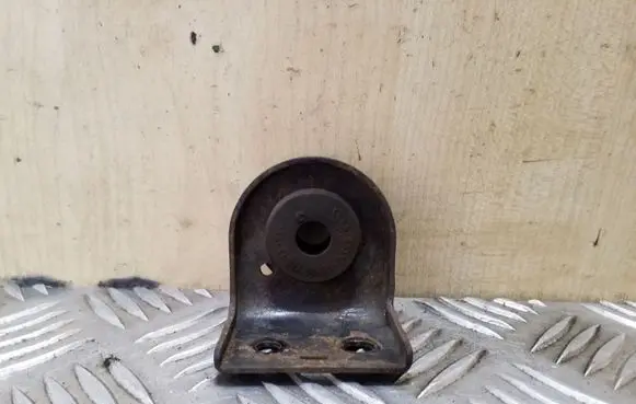 KIA Soul Radiator mount bracket 253351E000