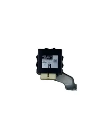 Toyota Urban Cruiser (XP110) Light module LCM 8281052060