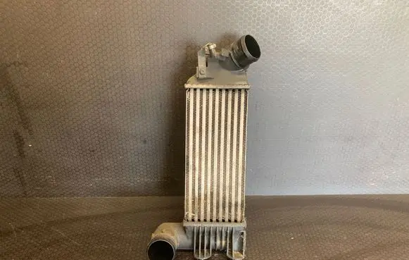 Citroen C5 Intercooler radiator 864223EE 9637809480