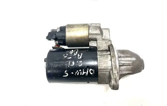 BMW 5 E60 E61 Starter motor 7521123 0001107424