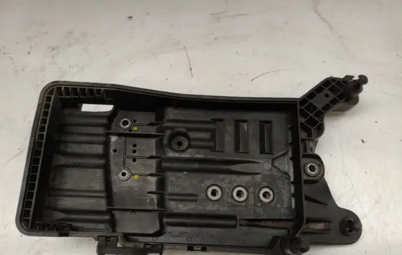 Skoda Kodiaq Battery tray 5QF915325