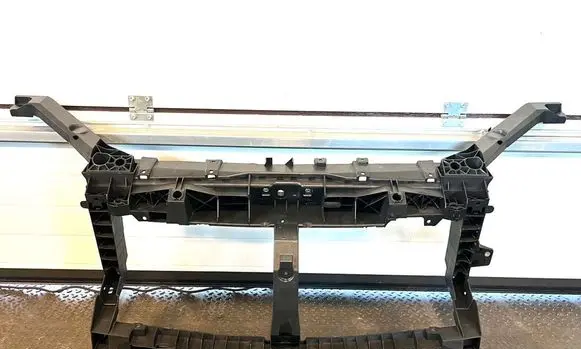 Renault Trafic III (X82) Radiator support slam panel bracket 625001299R 625001299
