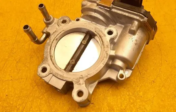 Nissan Qashqai J12 Throttle body valve 6RA6002B