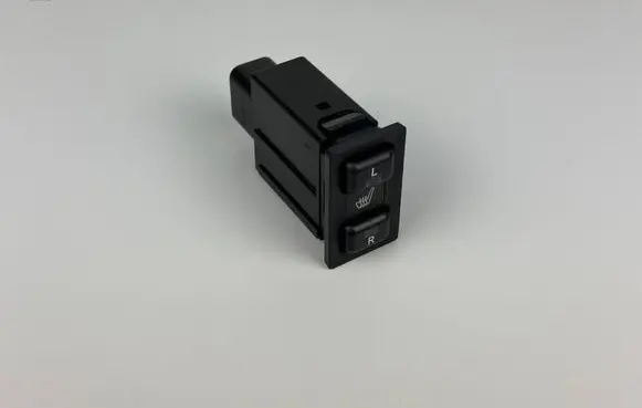 Toyota Corolla Verso AR10 Seat heating switch 153848