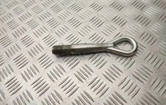 Nissan Qashqai Towing hook eye