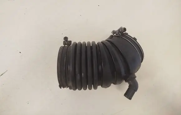KIA Sorento Air intake duct part 281303E510
