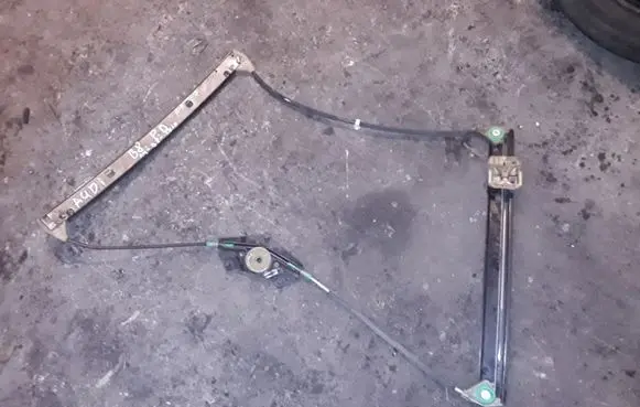 Audi A4 S4 B8 8K Front window lifting mechanism without motor 8K0837462