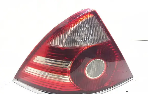 Ford Mondeo Mk III Rear/tail lights 3S7113405A K1406