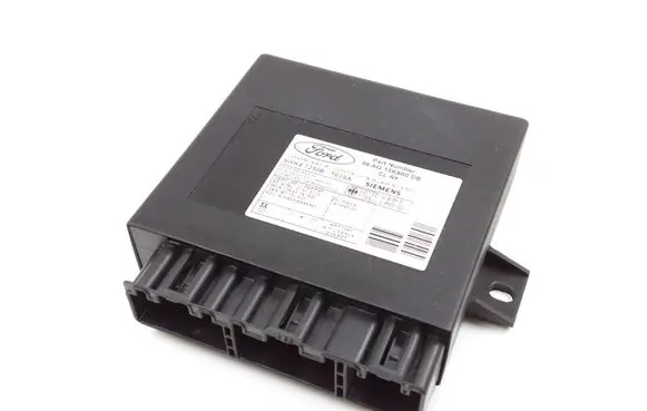 Ford Focus Comfort/convenience module 5WK47230B 98AG15K600DB T83SA