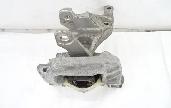 Peugeot Expert Engine mount vacuum valve 4A110010