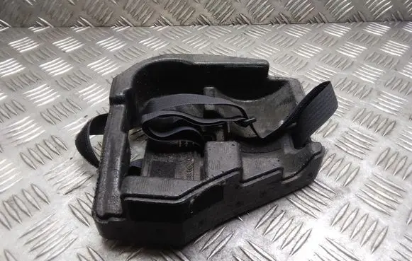 Nissan Leaf I (ZE0) Other interior part 849763NA0A