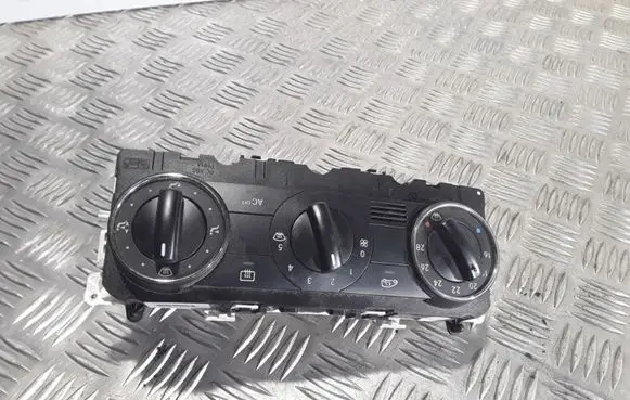 Mercedes-Benz A W169 Climate control unit A1698301385