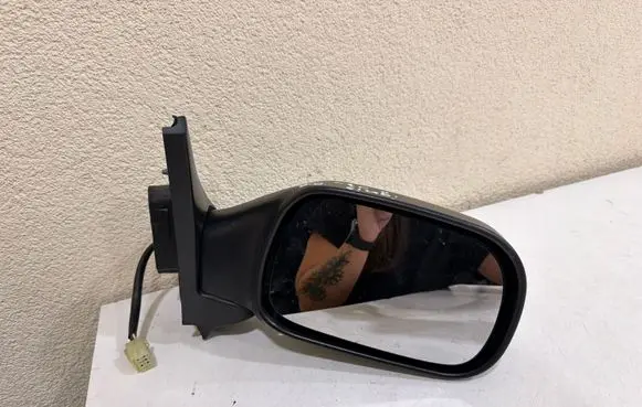 Suzuki Ignis Front door electric wing mirror E8013419