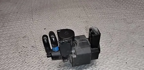 Audi A6 S6 C6 4F Turbo solenoid valve 4252445 059906629A