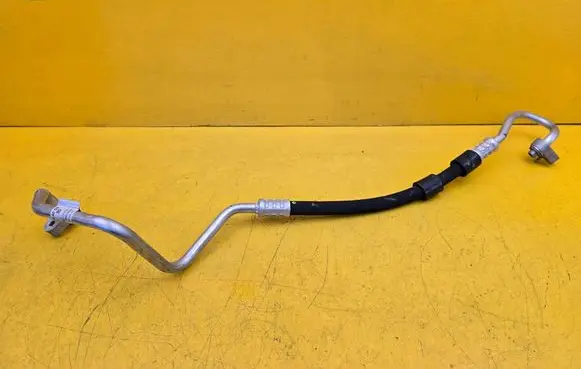 Mercedes-Benz C W205 Air conditioning (A/C) pipe/hose A2058304003