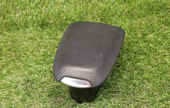 Mercedes-Benz E C207 W207 Glove box 105805730
