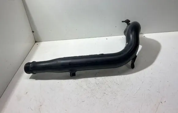 Volvo XC70 Intercooler hose/pipe 30647918 9321