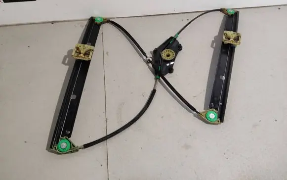 Audi A4 S4 B8 8K Front window lifting mechanism without motor 8K0837461B 102197914104