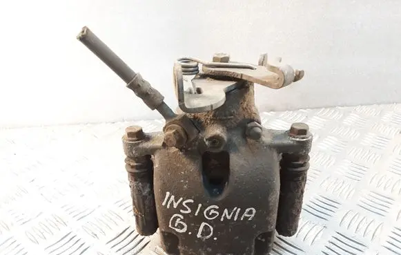 Opel Insignia A Rear brake caliper