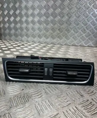 Audi A5 8T 8F Dash center air vent grill 8T1820951E